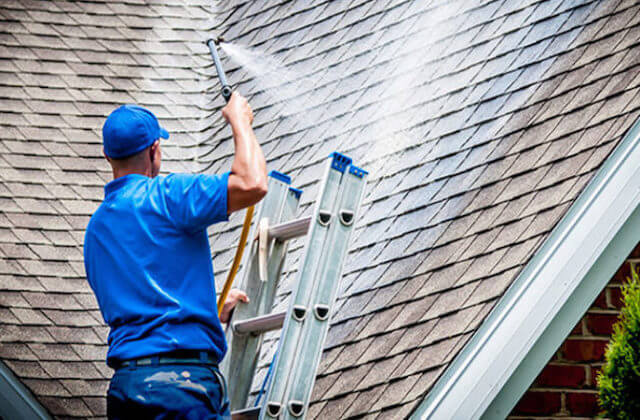 cambridge roof cleaning